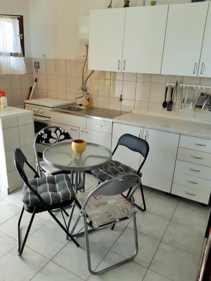 Dalmatino Apartmani Vir Esterno foto