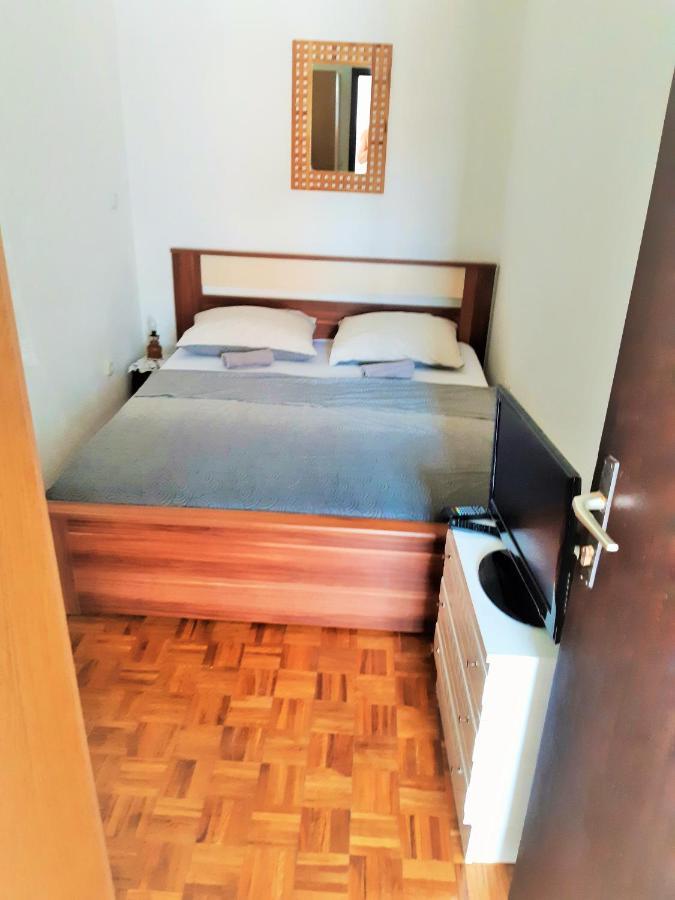 Dalmatino Apartmani Vir Esterno foto